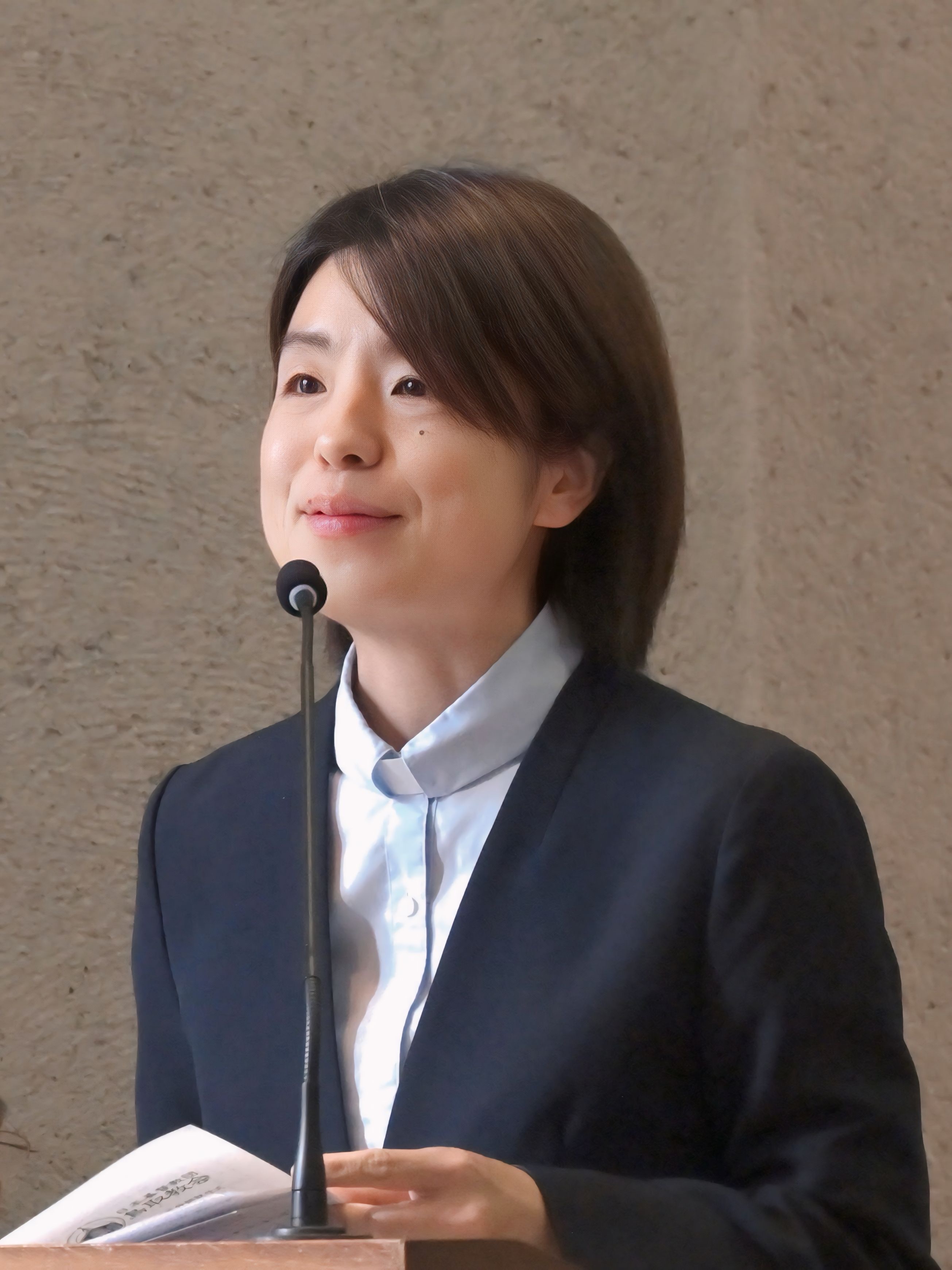 仲程愛美牧師